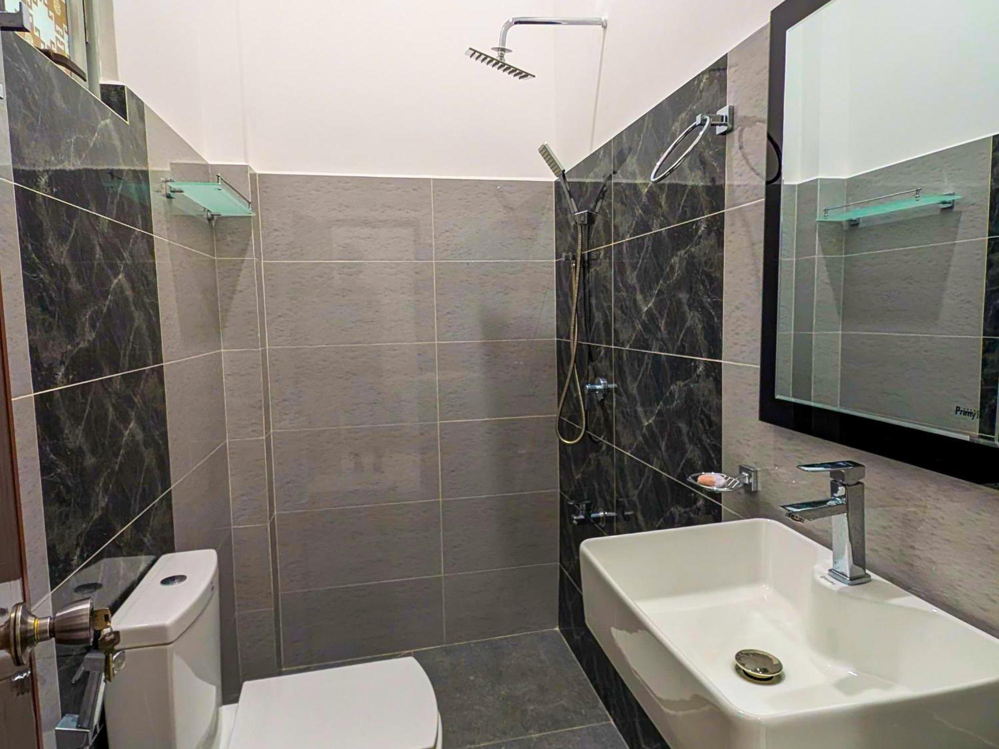 Hotel Awaken Дамбула Екстериор снимка